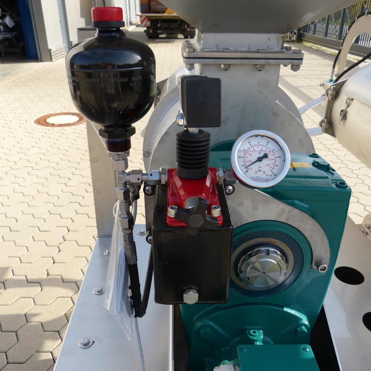 Gärreste separieren mit dem Doppelseparator - Nahaufnahme von hinten