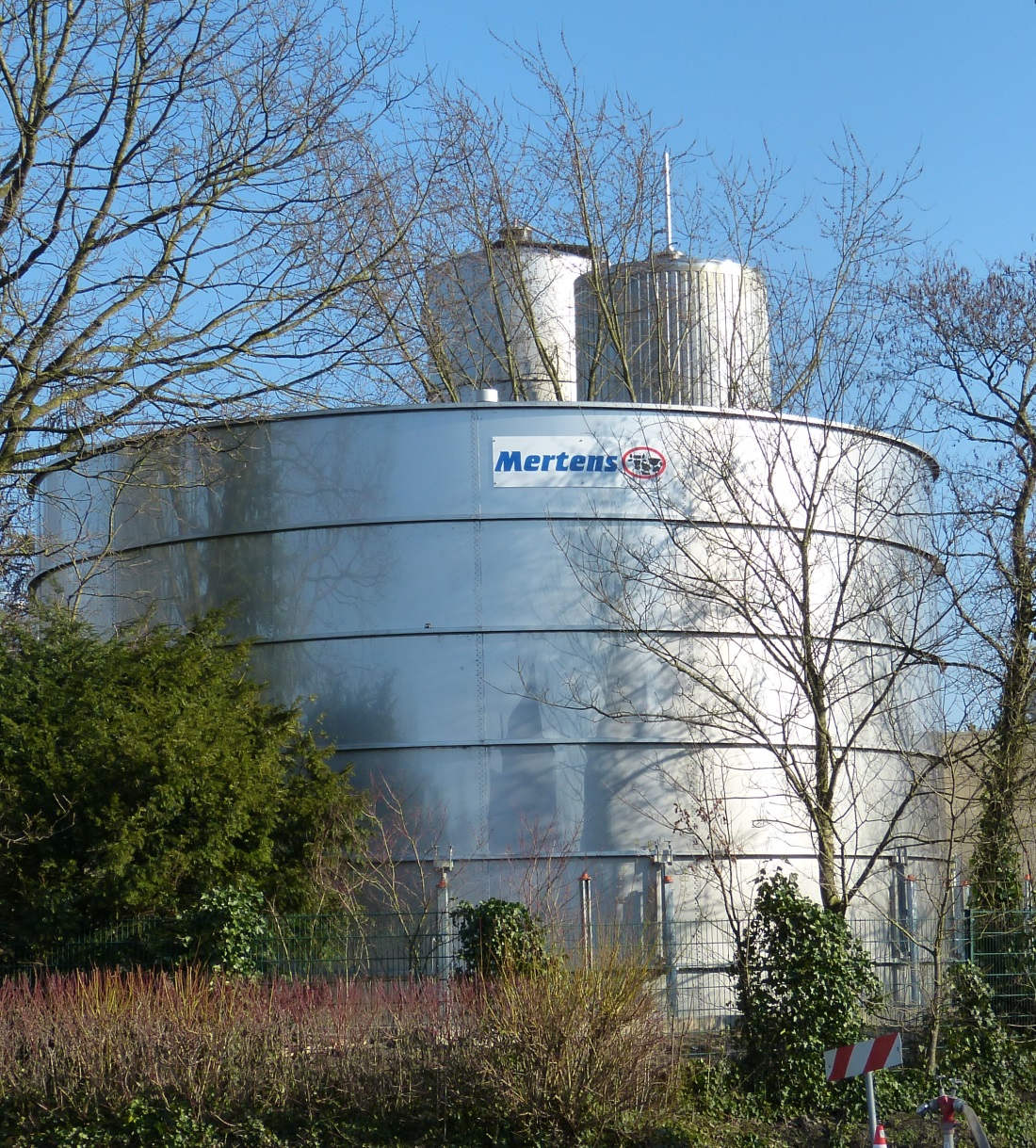 Freitragendes Edelstahldach für Molkebehälter