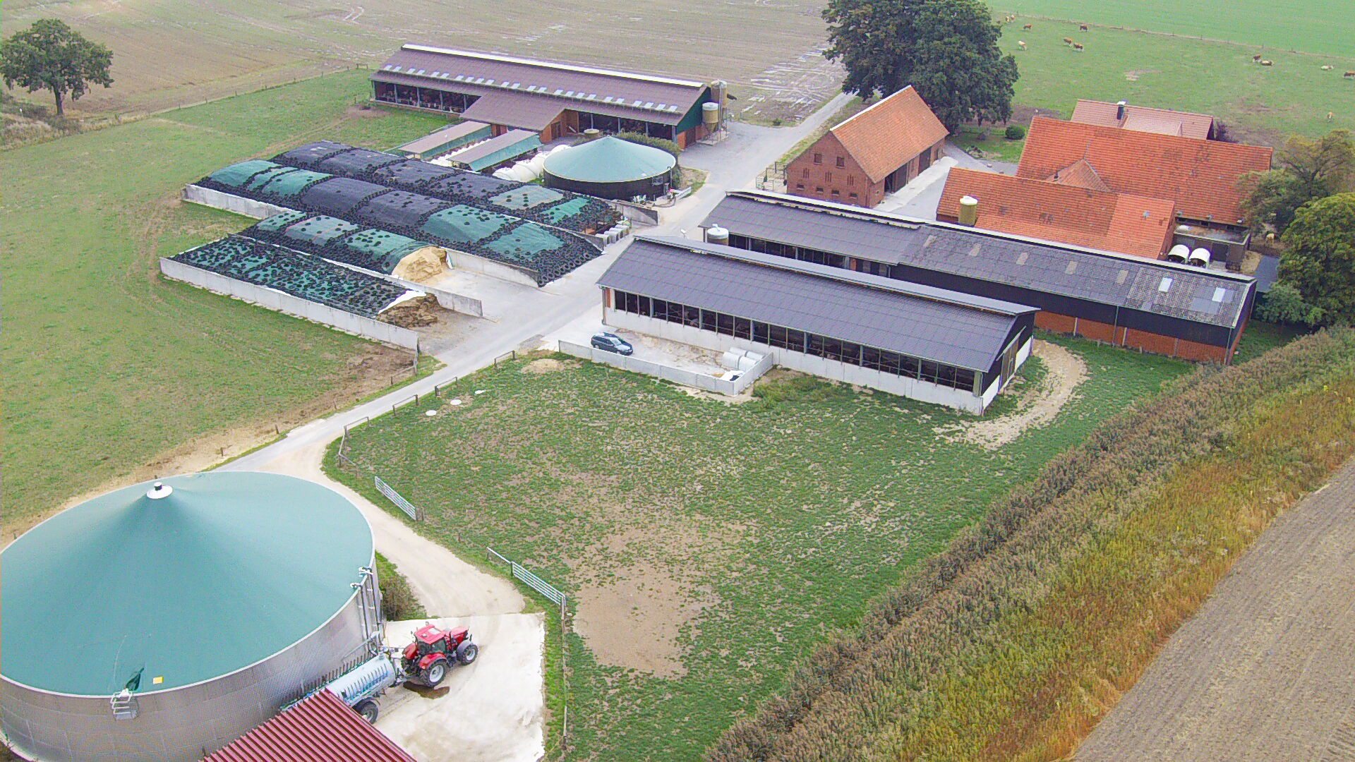 Güllesilo mit Gülle-Separator