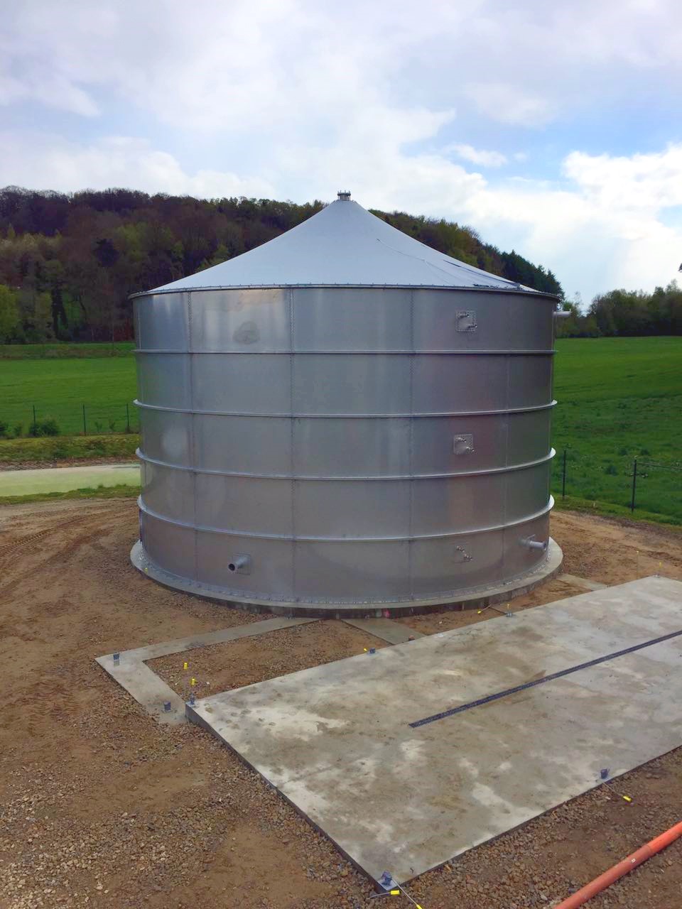 Edelstahlbehälter mit Edelstahlboden für Pülpe