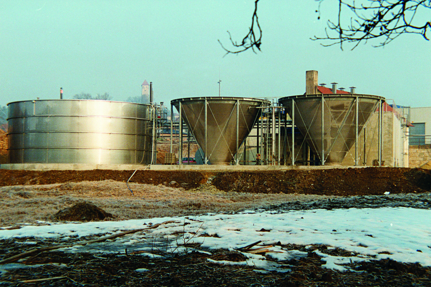 Trichterförmige Nachklärbecken (Dortmundbrunnen)